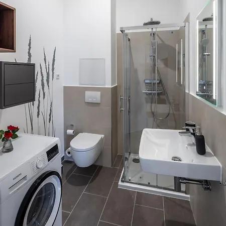 Apartment Goethe Palais Anna Amalia L 1-8p L Lift L Parkplatz *